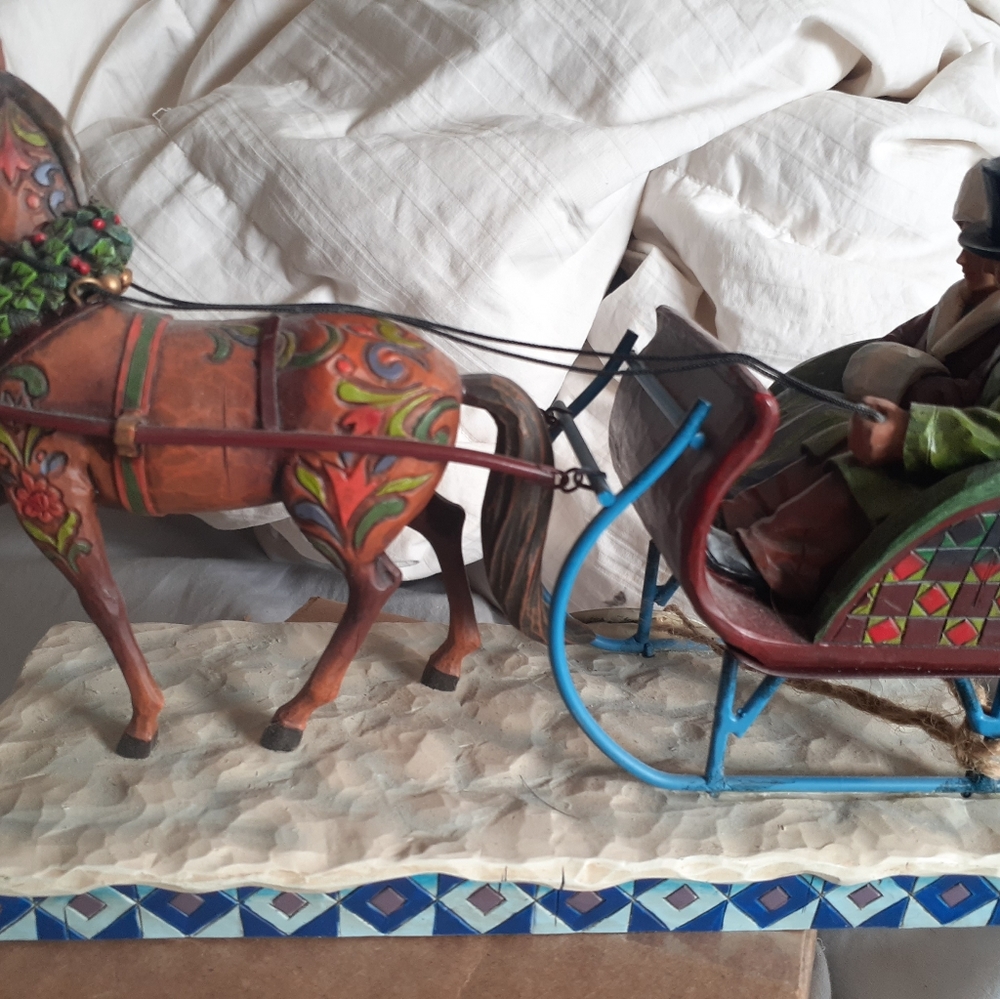 Jim Shore Heartwood Creek..Dashing Into the Season